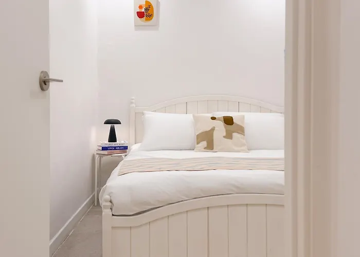 Villa 5min To Hapjeong Stn Cozy 2br 2beds
