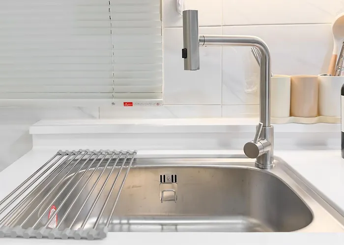 Villa 5min To Hapjeong Stn Cozy 2br 2beds *