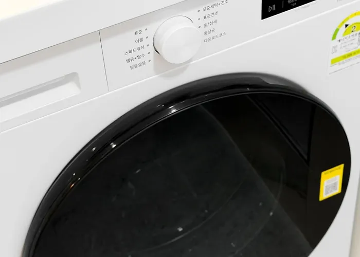 5min To Hapjeong Stn Cozy 2br 2beds Villa Seúl